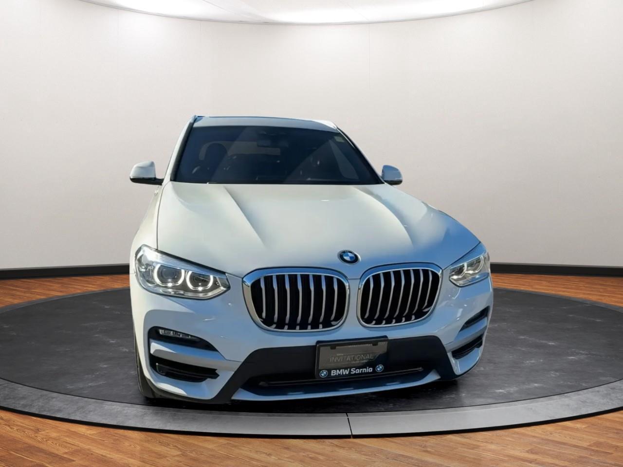 2021 BMW X3 xDrive30i Photo2