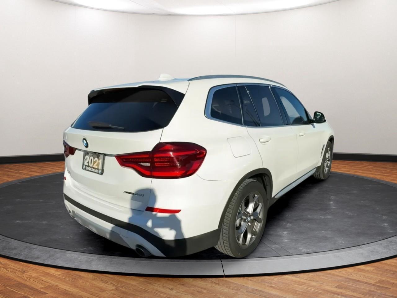 2021 BMW X3 xDrive30i Photo