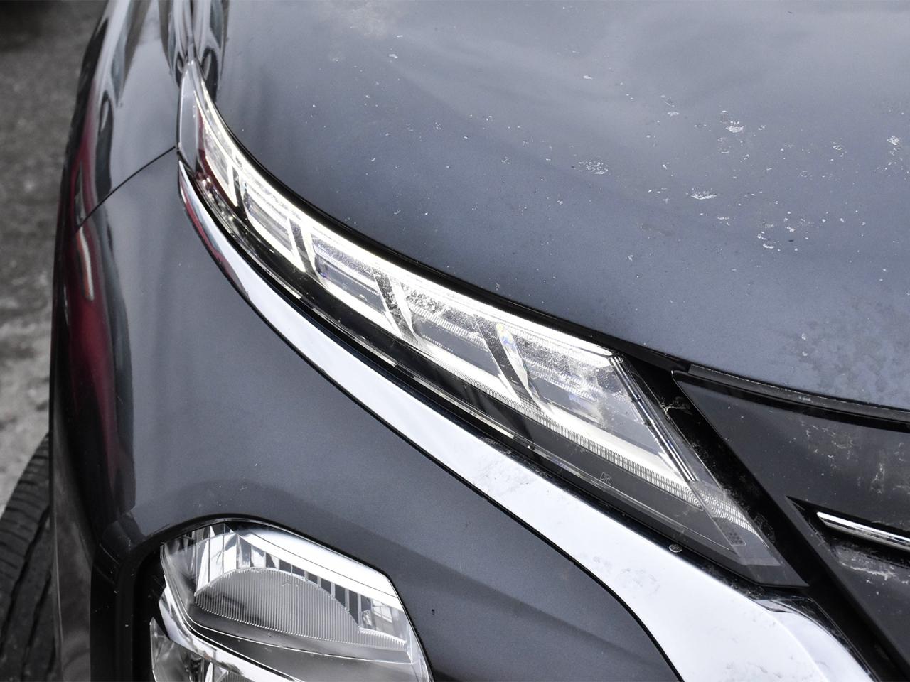 2024 Mitsubishi Outlander Awd , heated front seats ,alloy rim ,rear camera . Photo