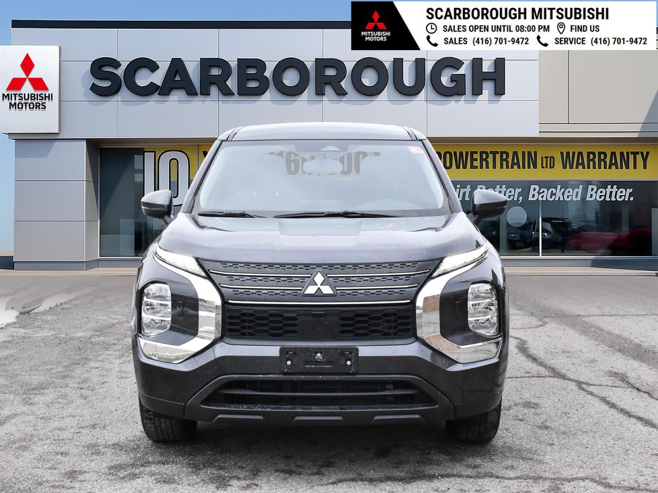 2024 Mitsubishi Outlander Awd , heated front seats ,alloy rim ,rear camera . Photo