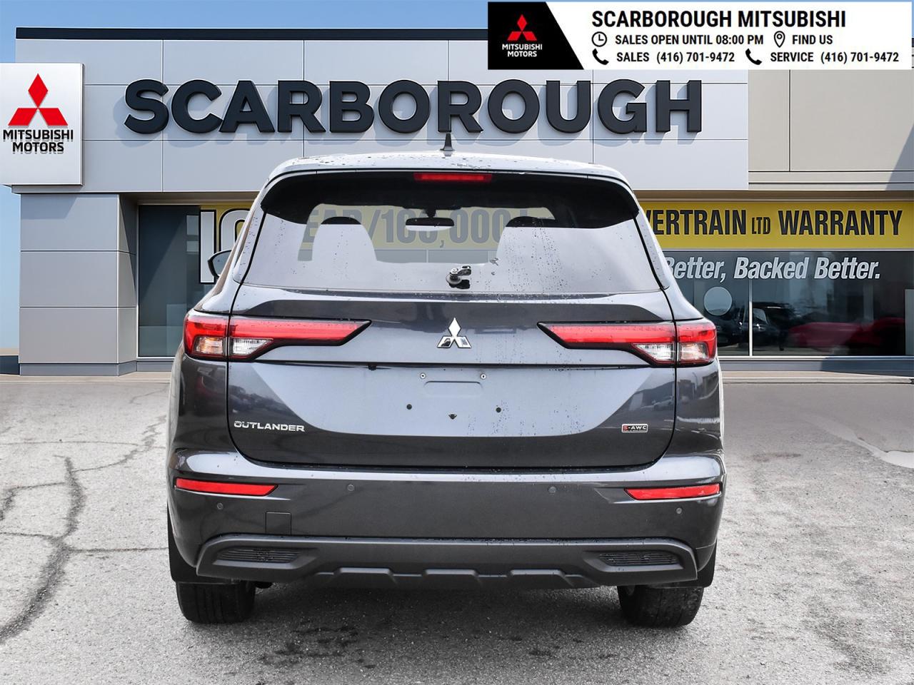 2024 Mitsubishi Outlander Awd , heated front seats ,alloy rim ,rear camera . Photo