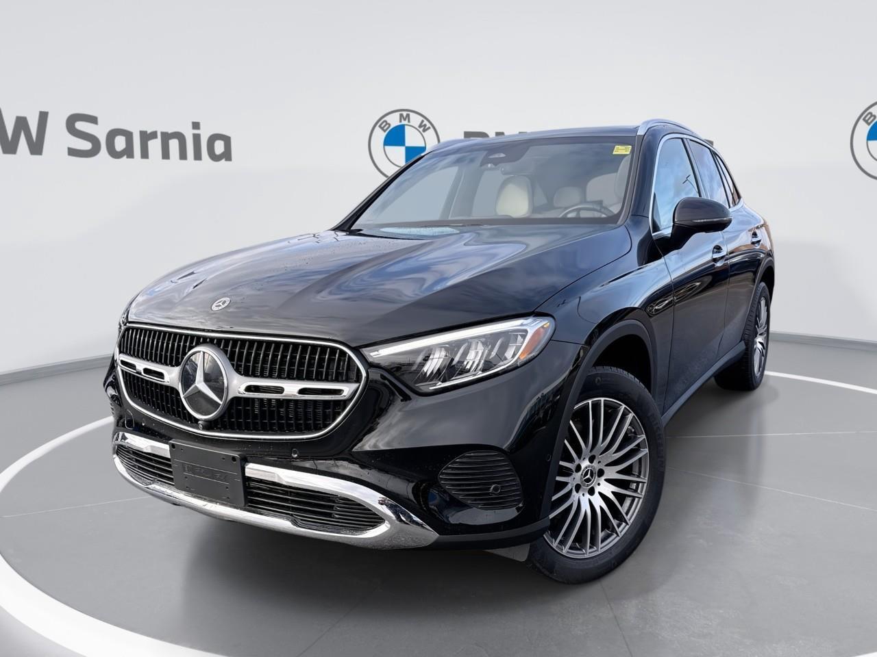 2024 Mercedes-Benz GLC300  Photo0