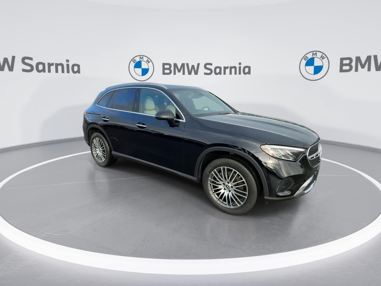 2024 Mercedes-Benz GLC300  Photo