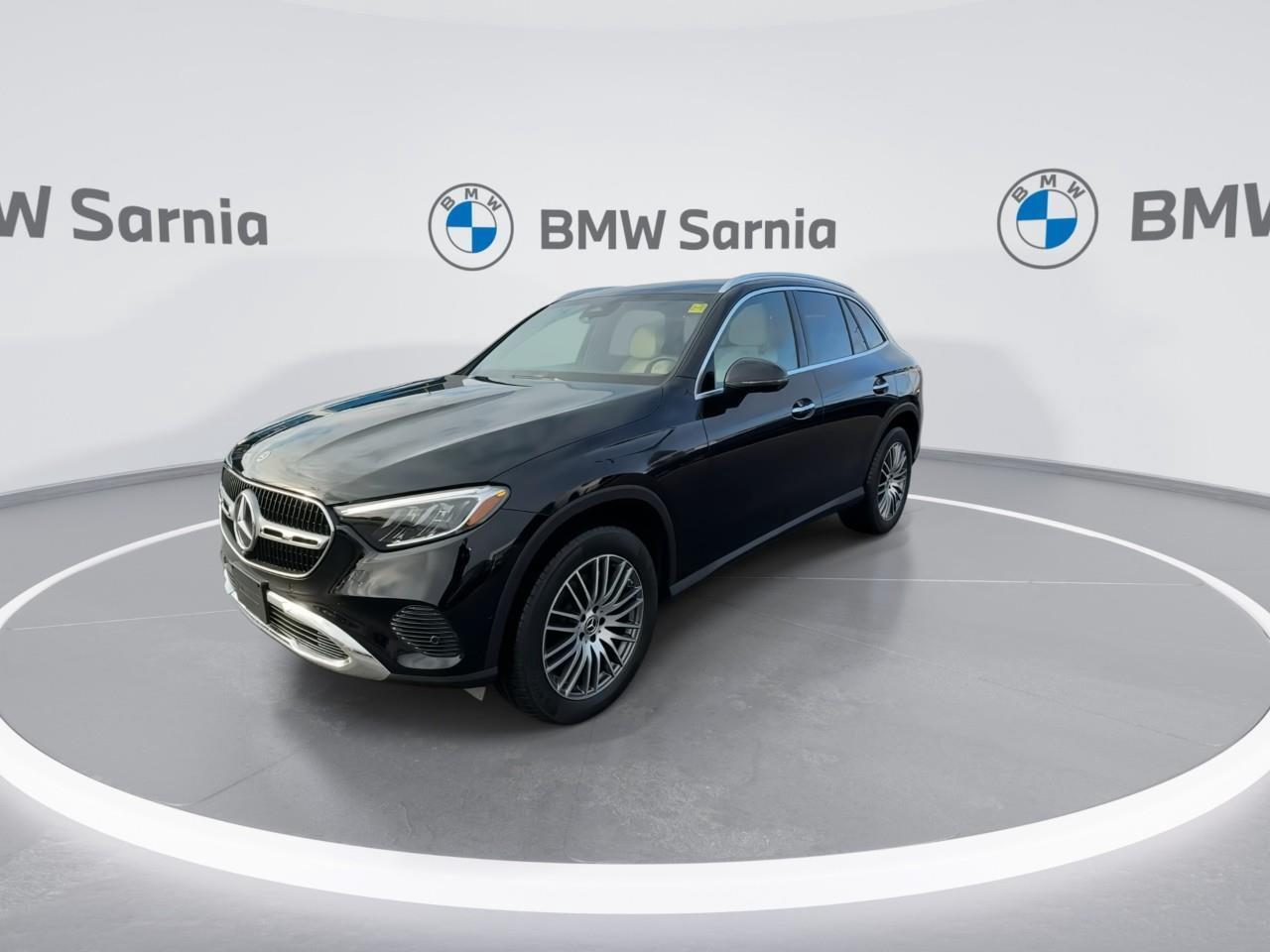 2024 Mercedes-Benz GLC300  Photo