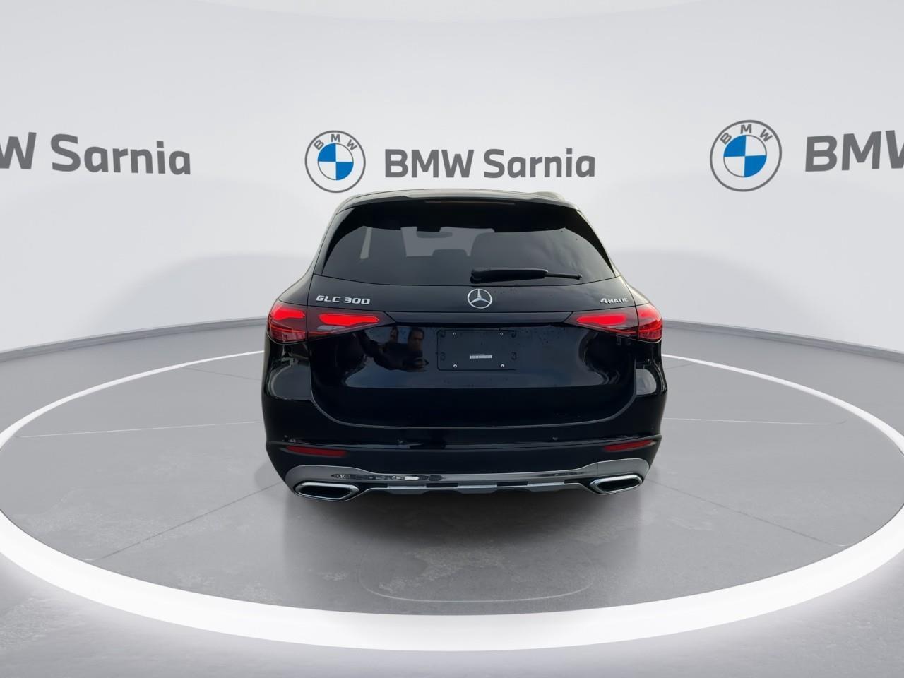 2024 Mercedes-Benz GLC300  Photo