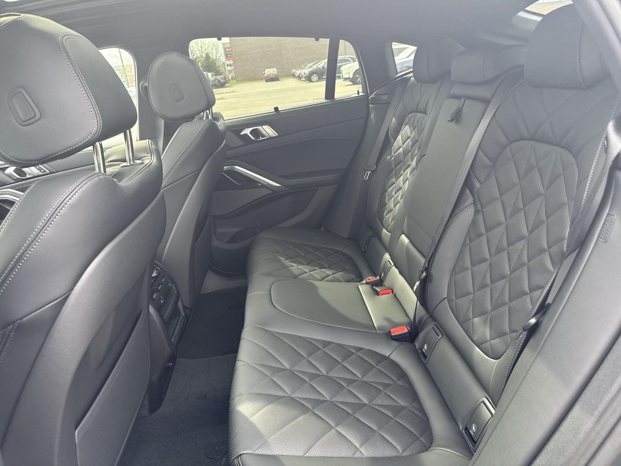 2025 BMW X6 xDrive40i Photo