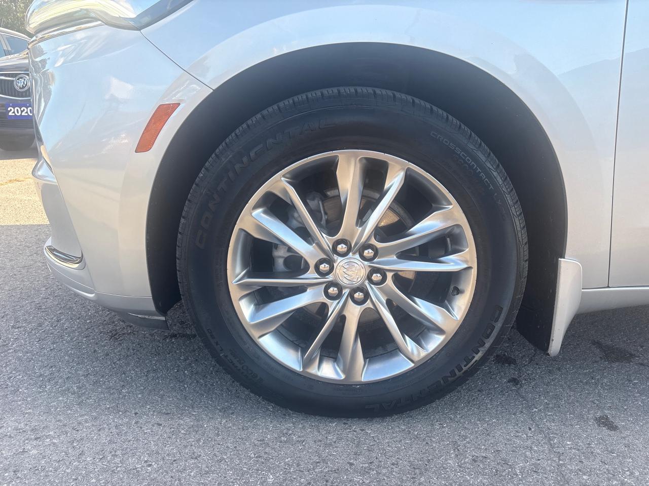 2022 Buick Enclave Avenir + Tech Pkg + 3.6L *CLEARANCE* Photo