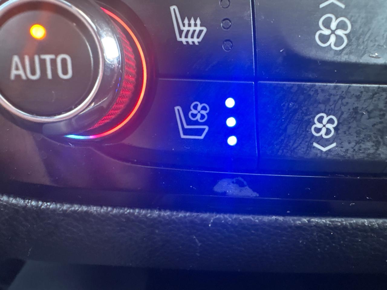 2022 Buick Enclave Avenir + Tech Pkg + 3.6L *CLEARANCE* Photo