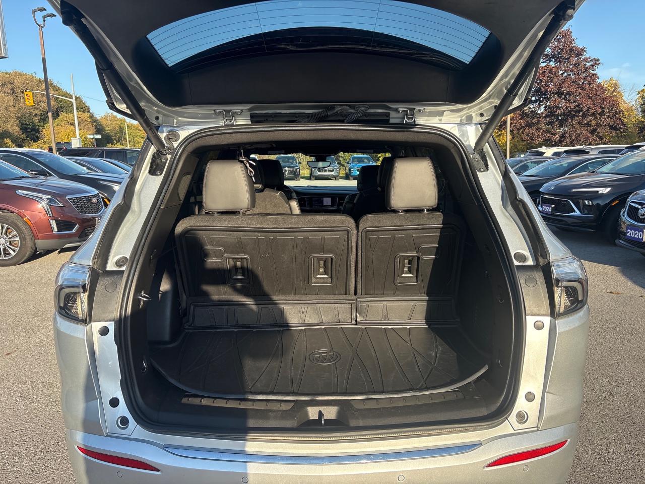 2022 Buick Enclave Avenir + Tech Pkg + 3.6L *CLEARANCE* Photo