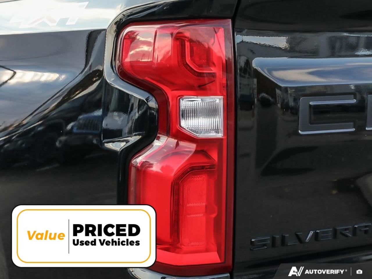 2023 Chevrolet Silverado 1500 V8   Trailer Pack   Heated Power Seat &amp; Stee Photo