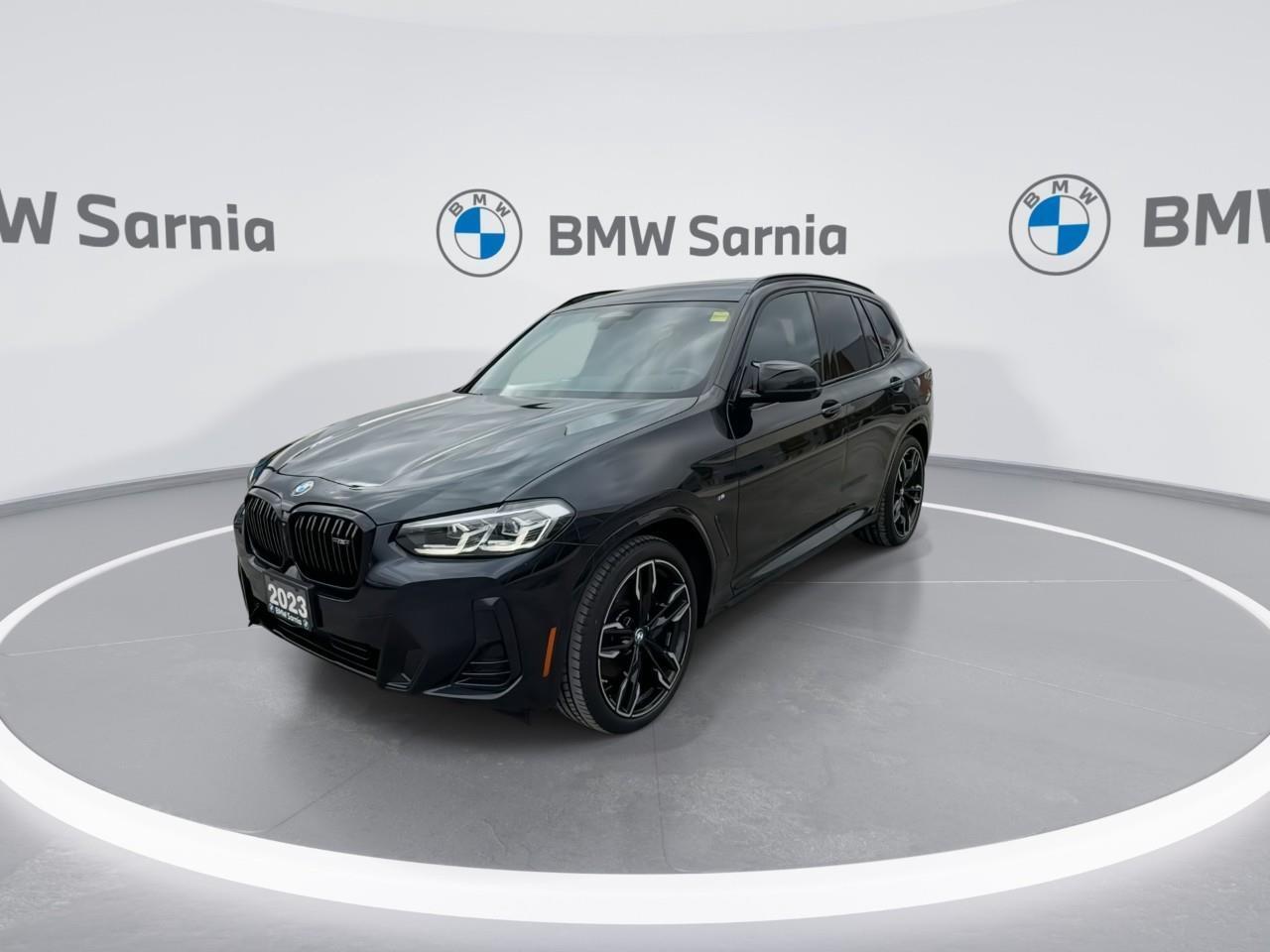 2023 BMW X3 M40i Photo3