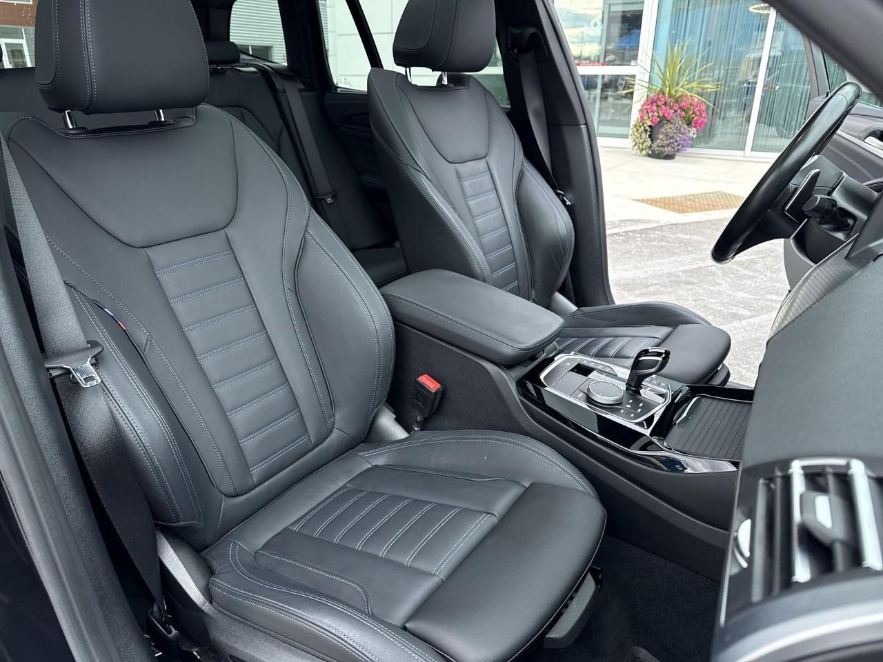 2023 BMW X3 M40i Photo