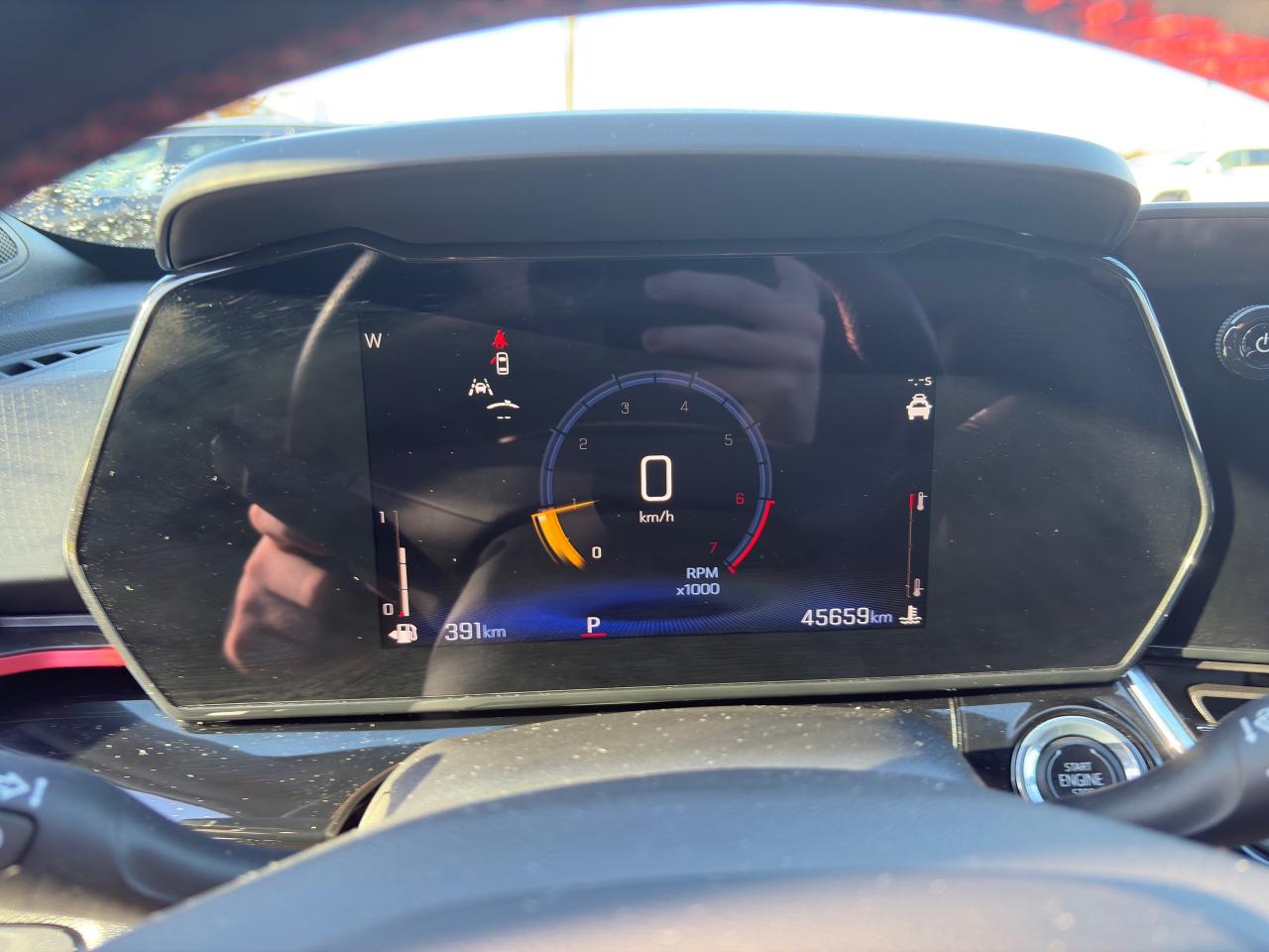 2024 Chevrolet Trax 2RS + Heated Seat + Black Alloys + 1 Owner Photo