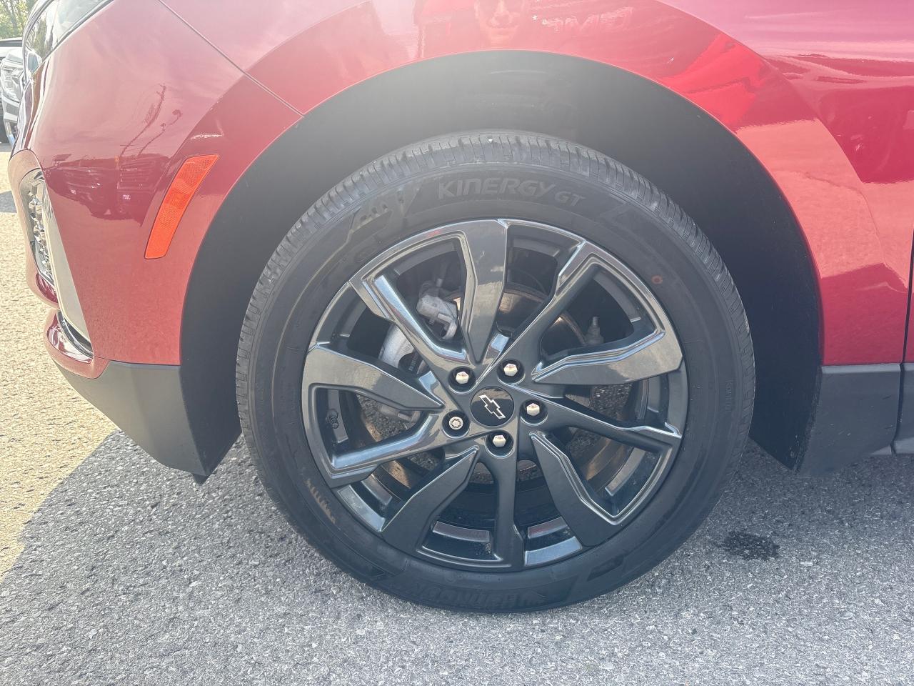 2022 Chevrolet Equinox RS AWD + Leather + Sunroof + 1 Owner*CLEARANCE* Photo4