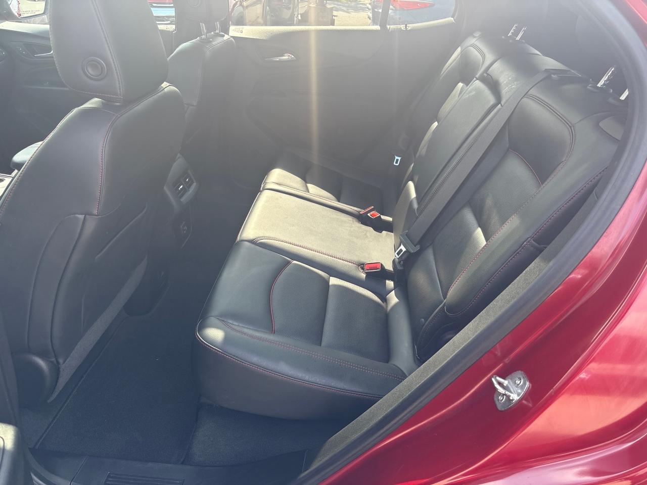 2022 Chevrolet Equinox RS AWD + Leather + Sunroof + 1 Owner*CLEARANCE* Photo