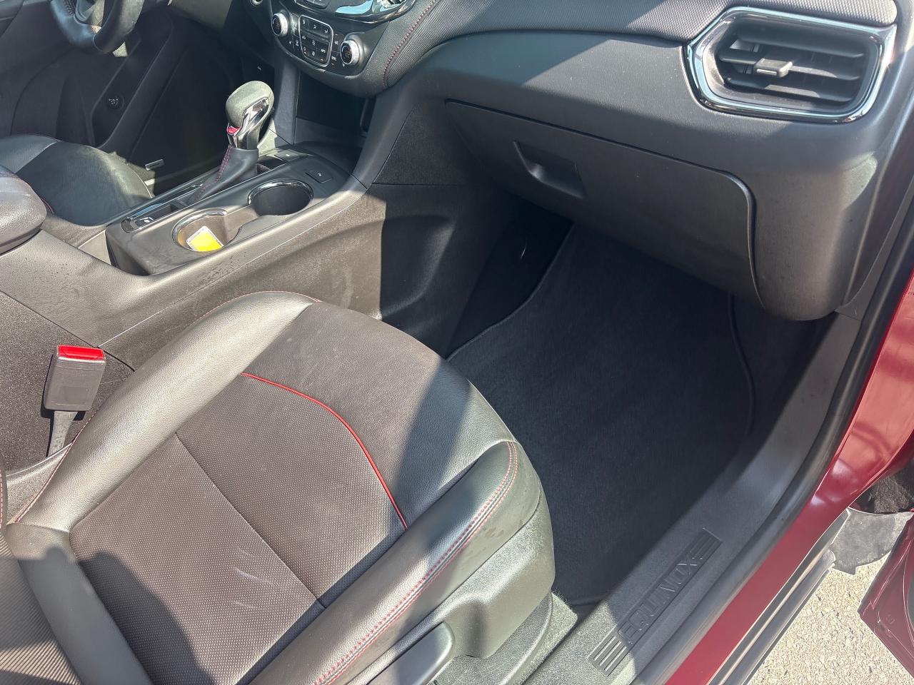 2022 Chevrolet Equinox RS AWD + Leather + Sunroof + 1 Owner*CLEARANCE* Photo