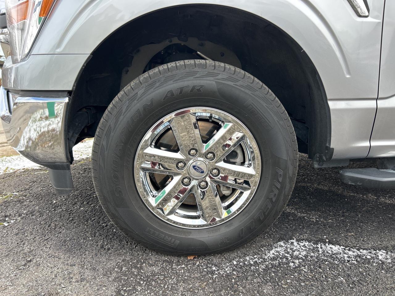 2022 Ford F-150 XLT   4X4  CREW  ** NAVIGATION ** Photo