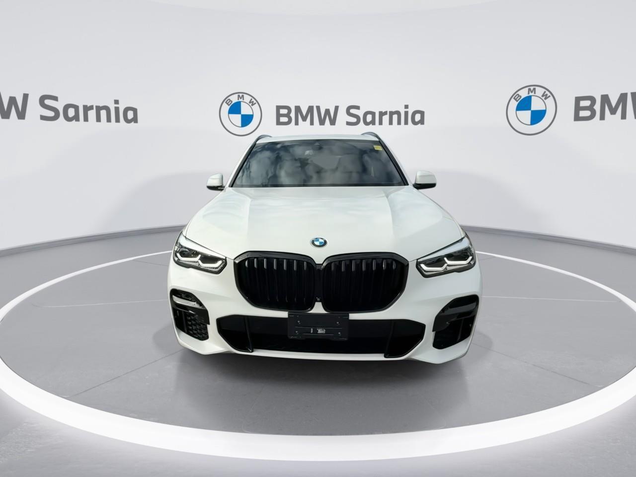 2022 BMW X5 xDrive40i Photo2