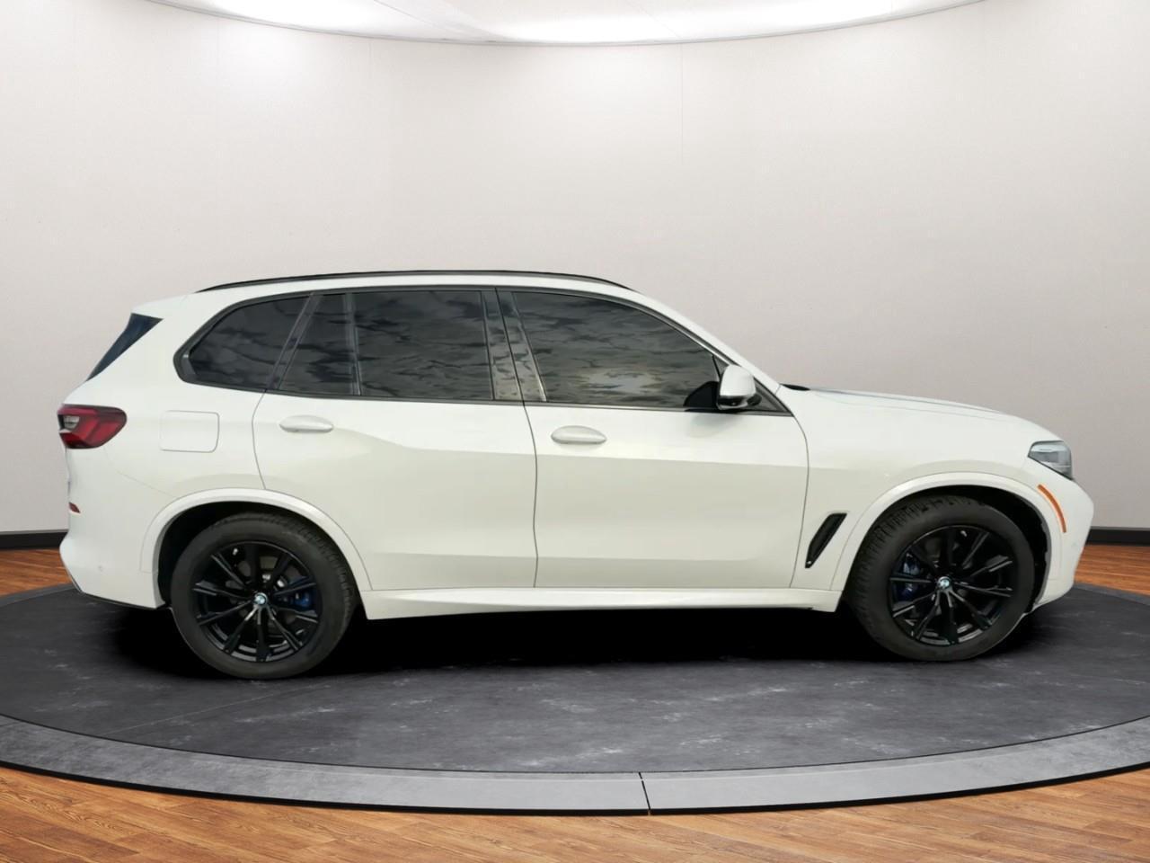 2022 BMW X5 xDrive40i Photo