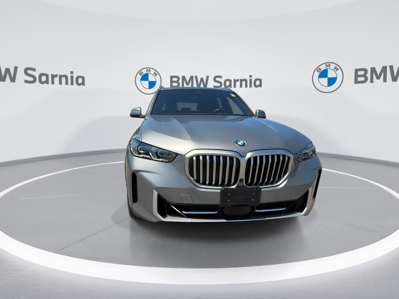 2024 BMW X5 xDrive40i Photo2