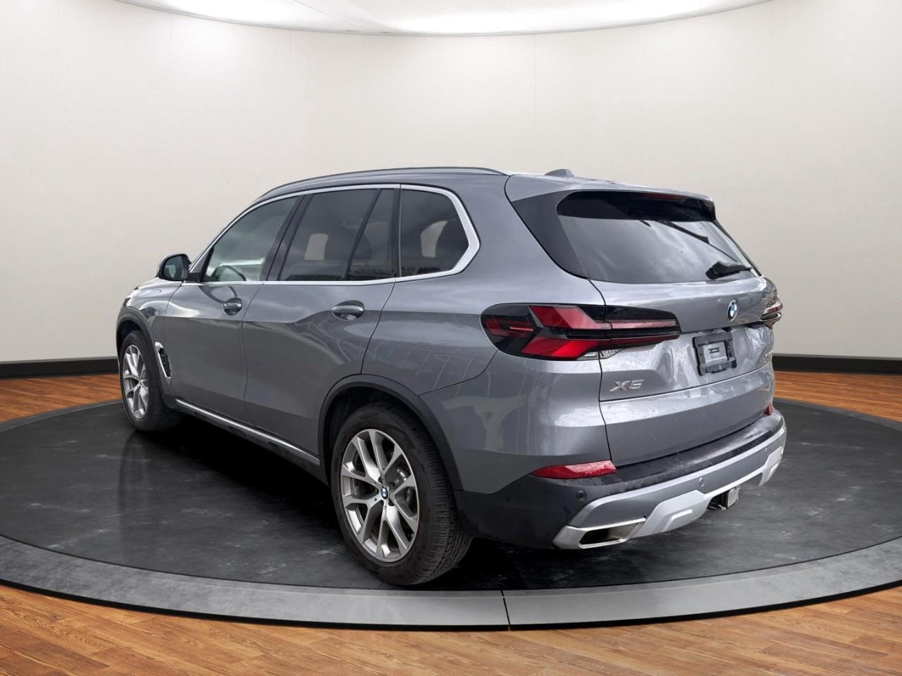 2024 BMW X5 xDrive40i Photo