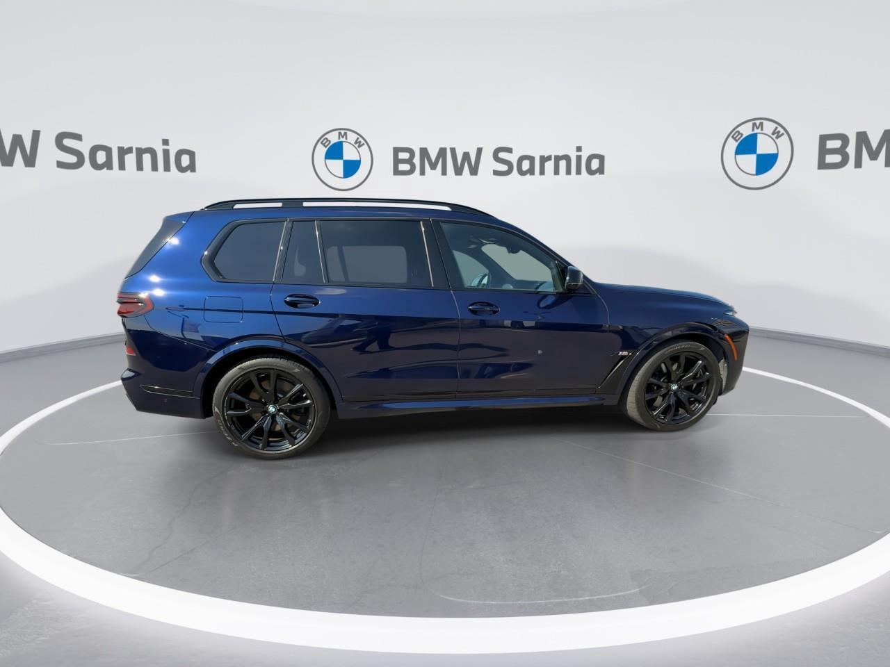 2024 BMW X7 M60i xDrive Photo
