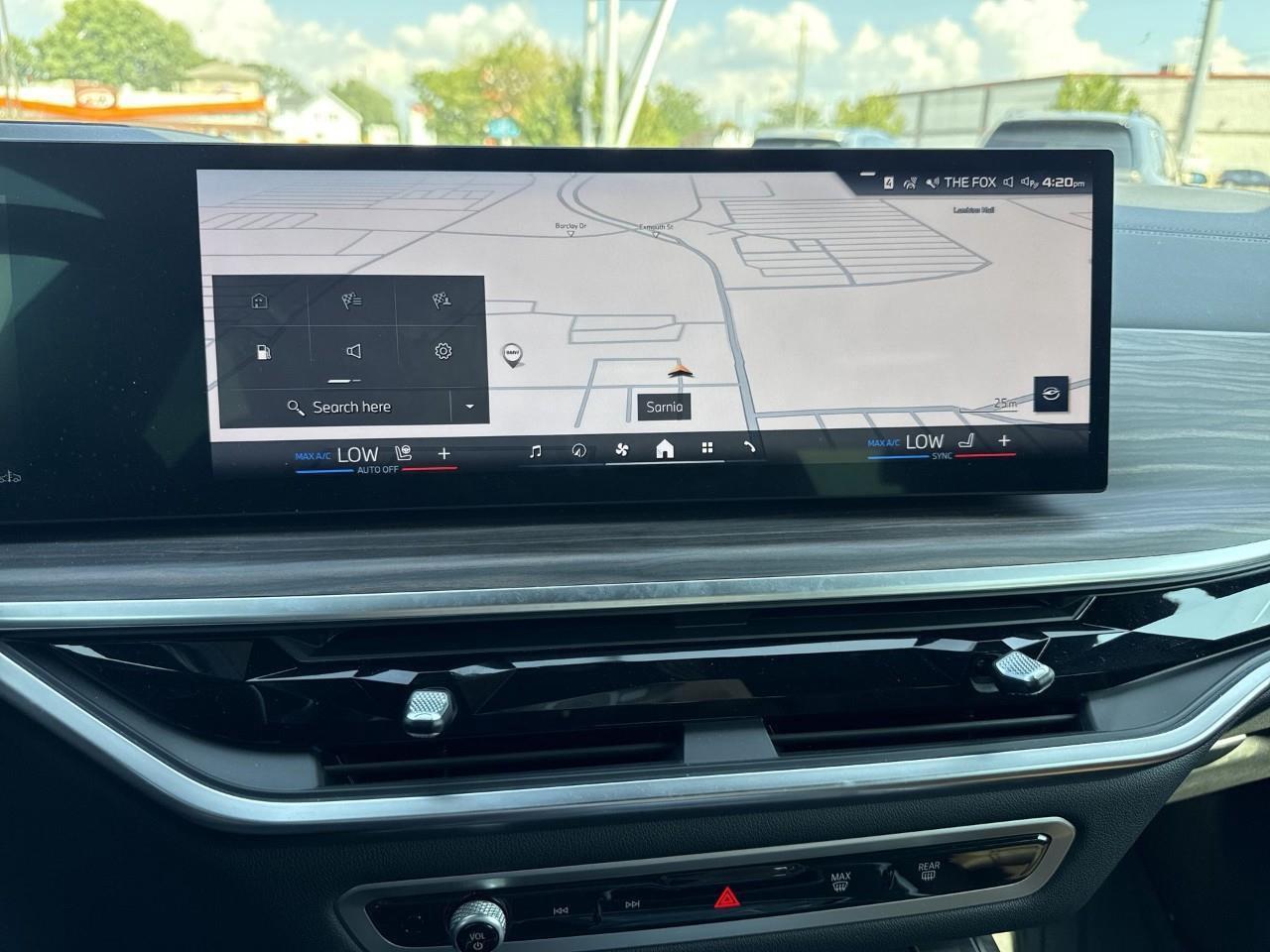 2024 BMW X7 M60i xDrive Photo