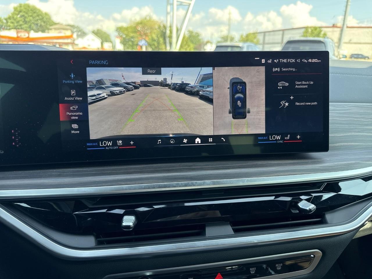 2024 BMW X7 M60i xDrive Photo