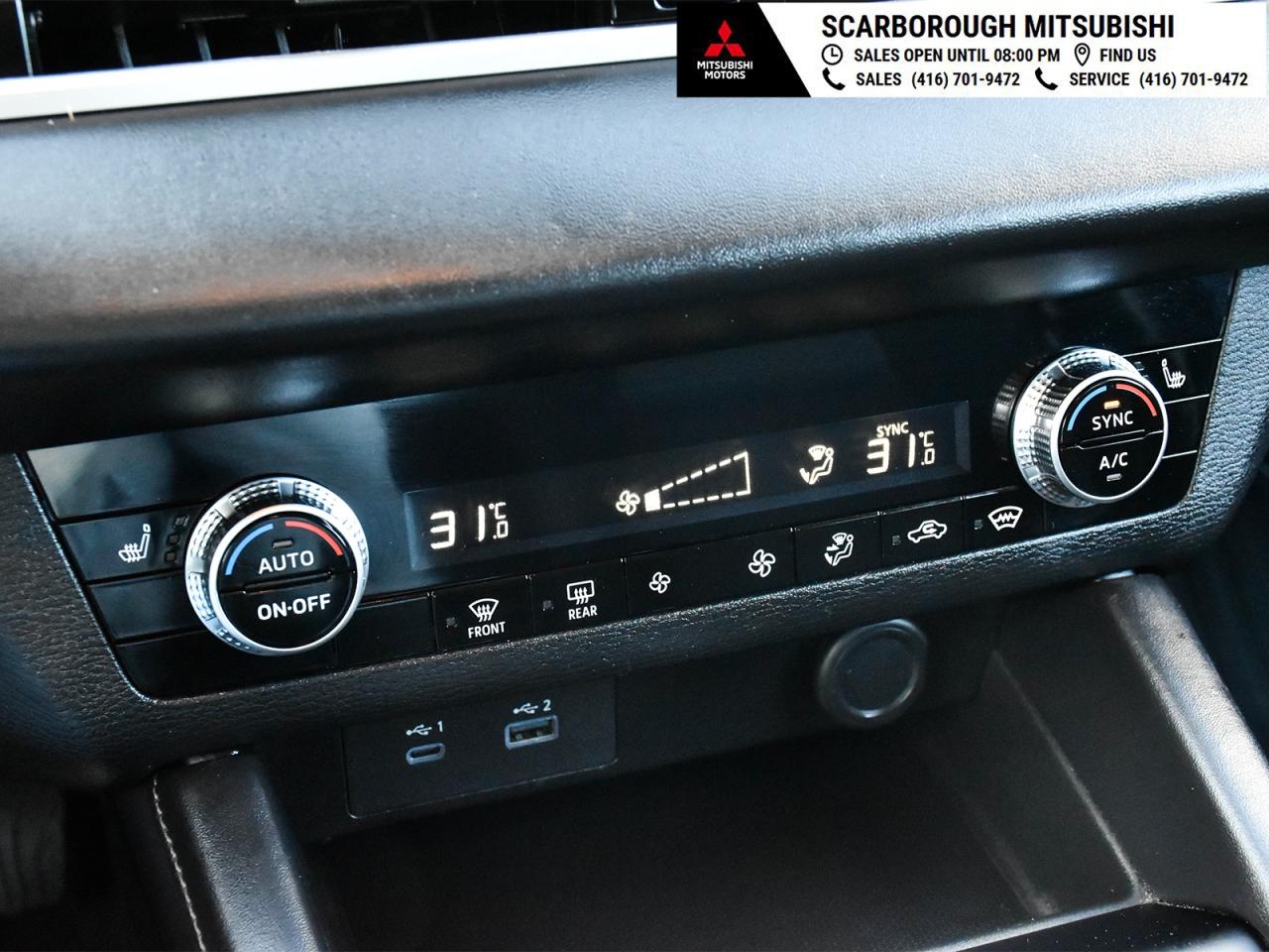 2024 Mitsubishi Outlander ES   4WD   Apple Carplay  Rear camera Photo
