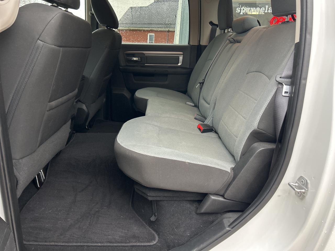 2022 RAM 1500 Classic SLT  CREW   V8   4X4 Photo