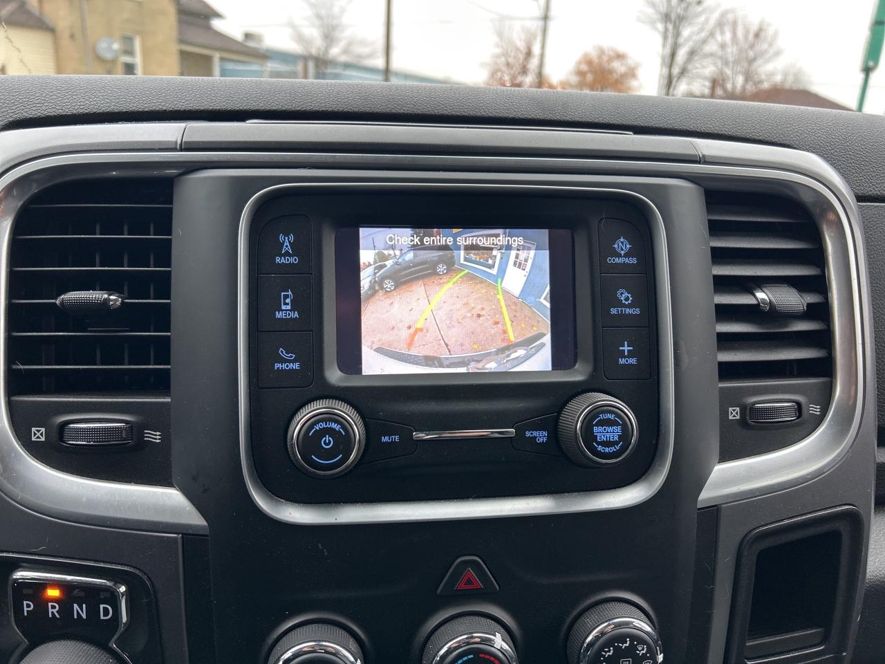 2022 RAM 1500 Classic SLT  CREW   V8   4X4 Photo