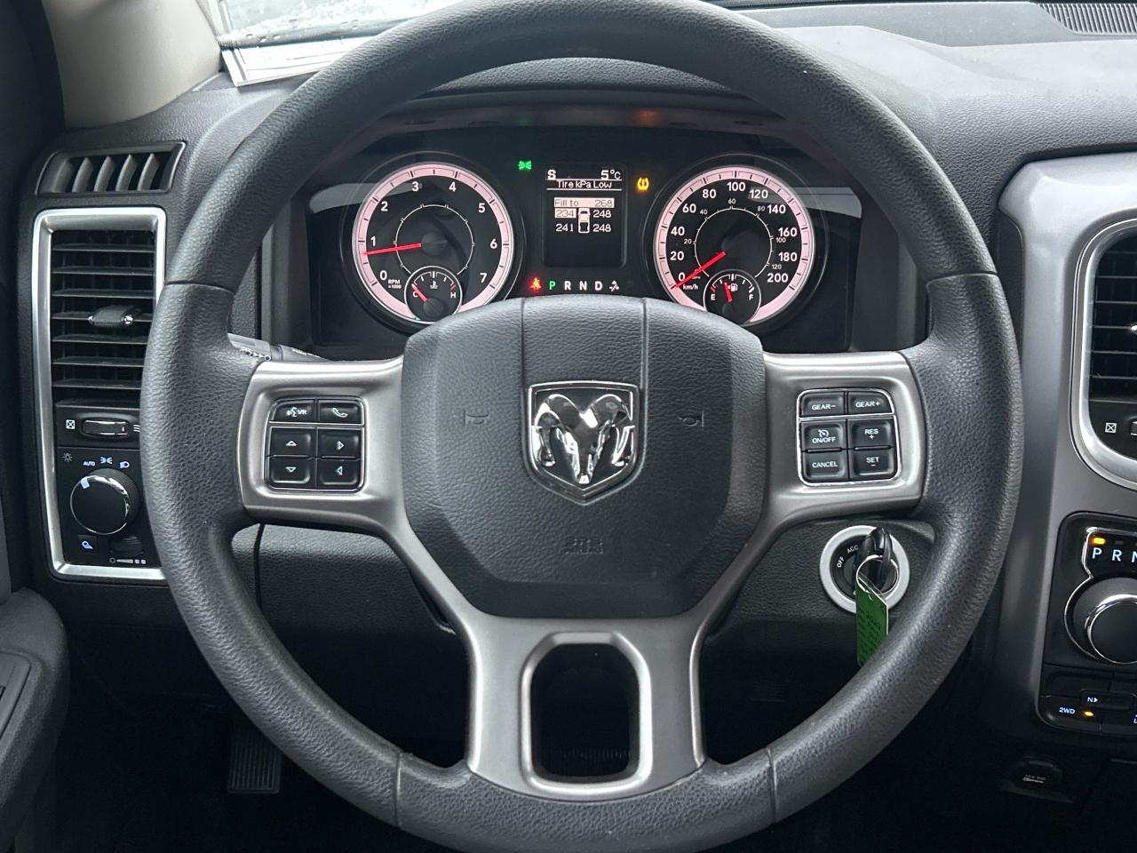 2022 RAM 1500 Classic SLT  CREW   V8   4X4 Photo