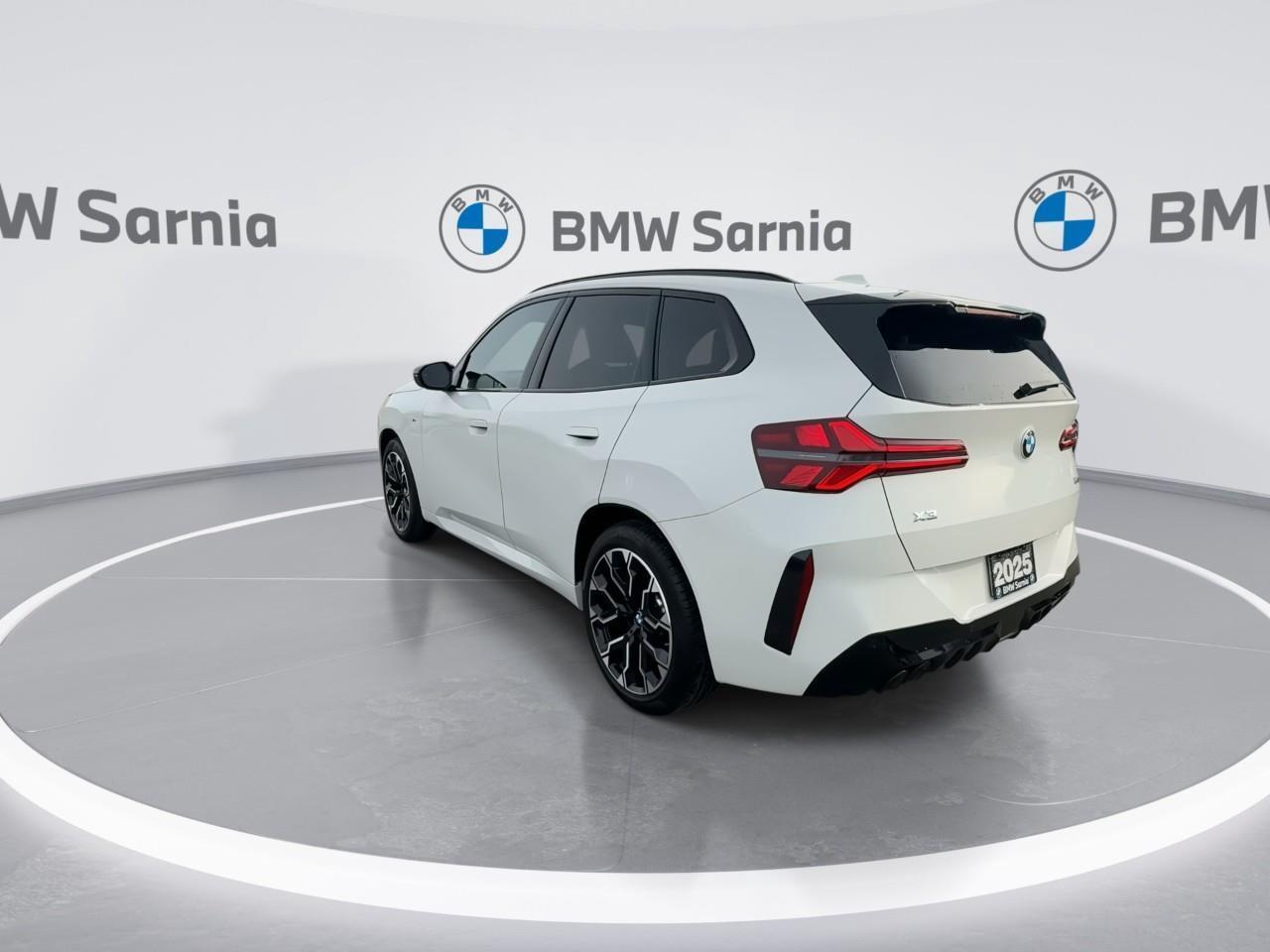 2025 BMW X3 M50 xDrive Photo