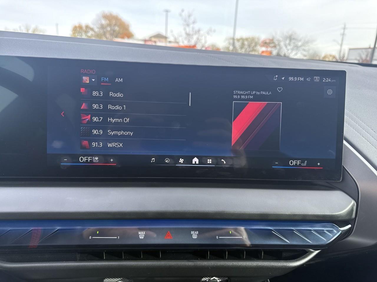 2025 BMW X3 M50 xDrive Photo