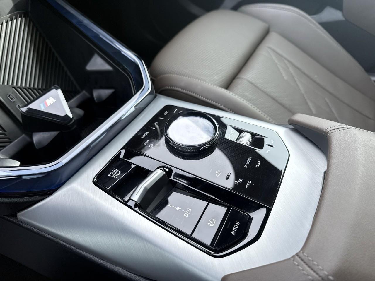 2025 BMW X3 M50 xDrive Photo