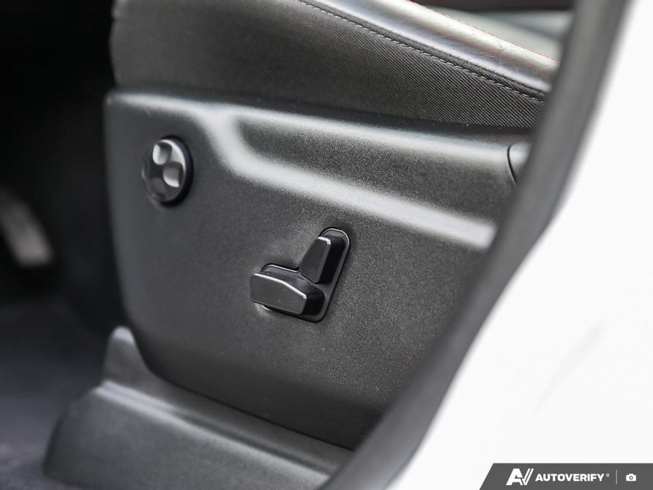 2025 Dodge Durango Vented Leather Seats   7 Rider   Hemi Photo