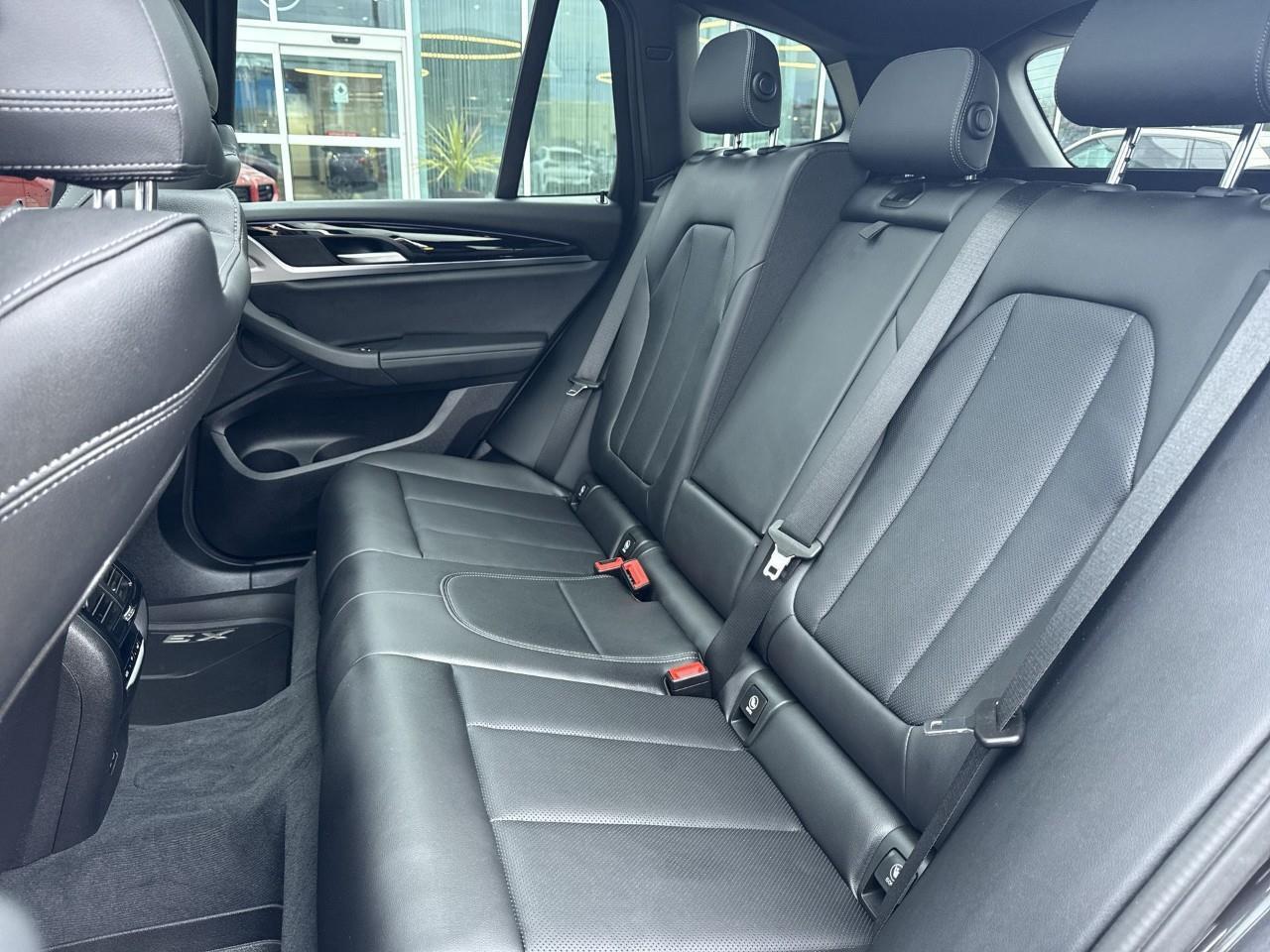 2022 BMW X3 xDrive30i Photo