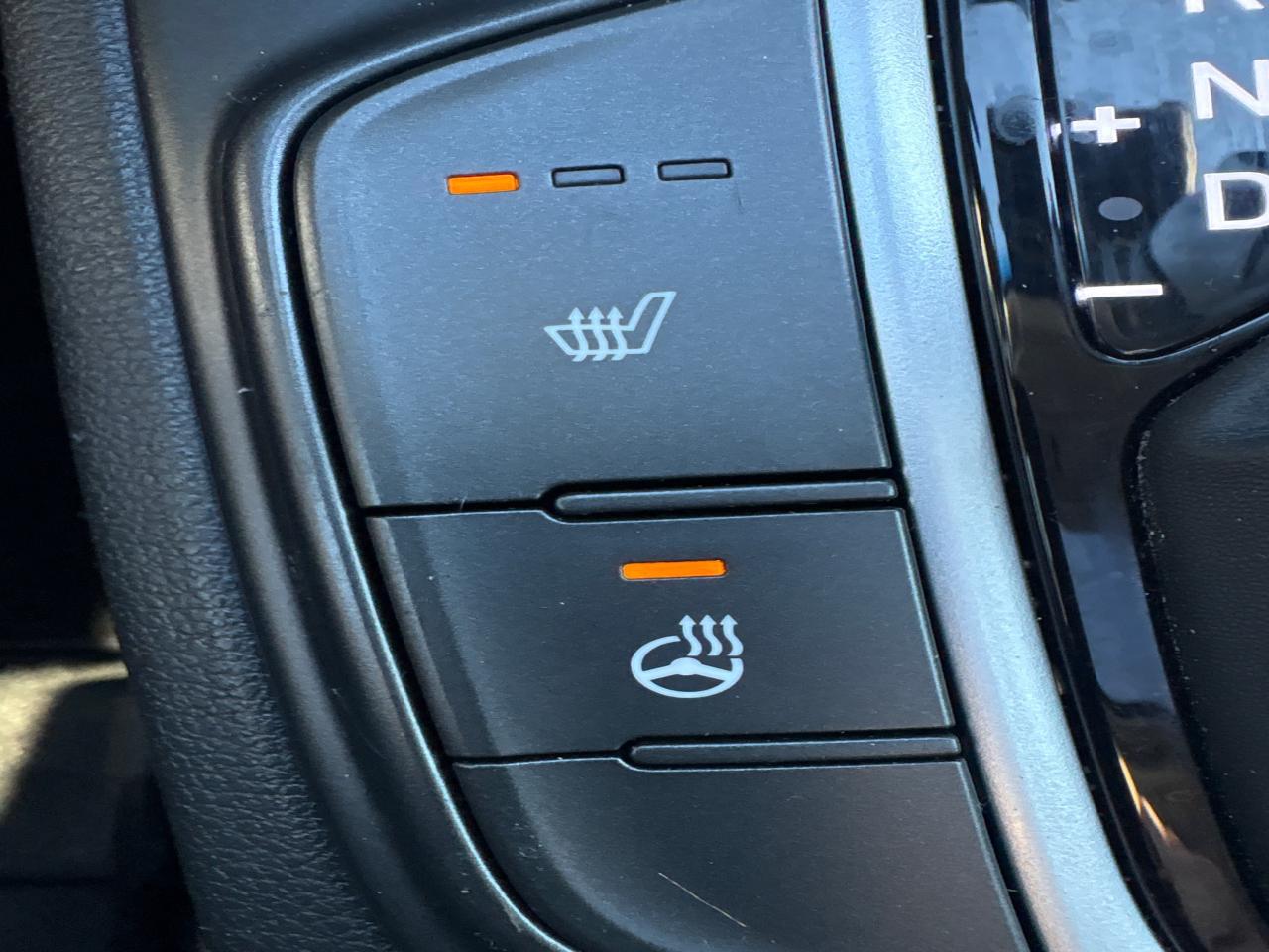 2021 Hyundai KONA Luxury  AWD + Sunroof + 1 Owner Photo