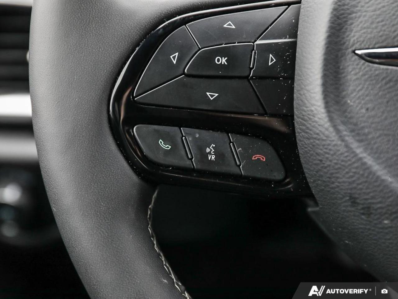 2025 Chrysler Pacifica  Photo