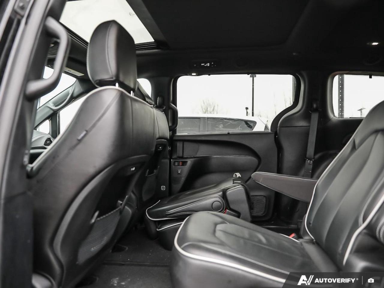 2025 Chrysler Pacifica  Photo