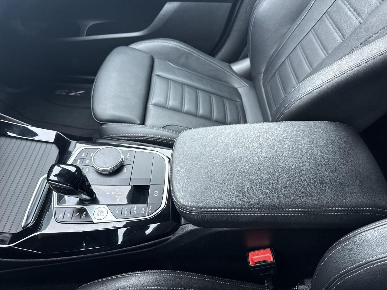 2022 BMW X3 xDrive30i Photo