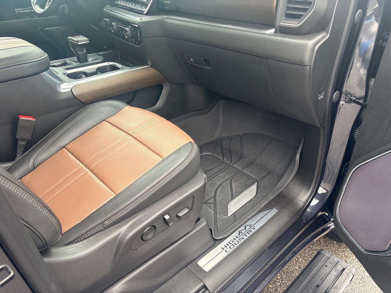 2023 Chevrolet Silverado 1500 6.2L + MAX Trailer Pkg + Sunroof + Bose Photo