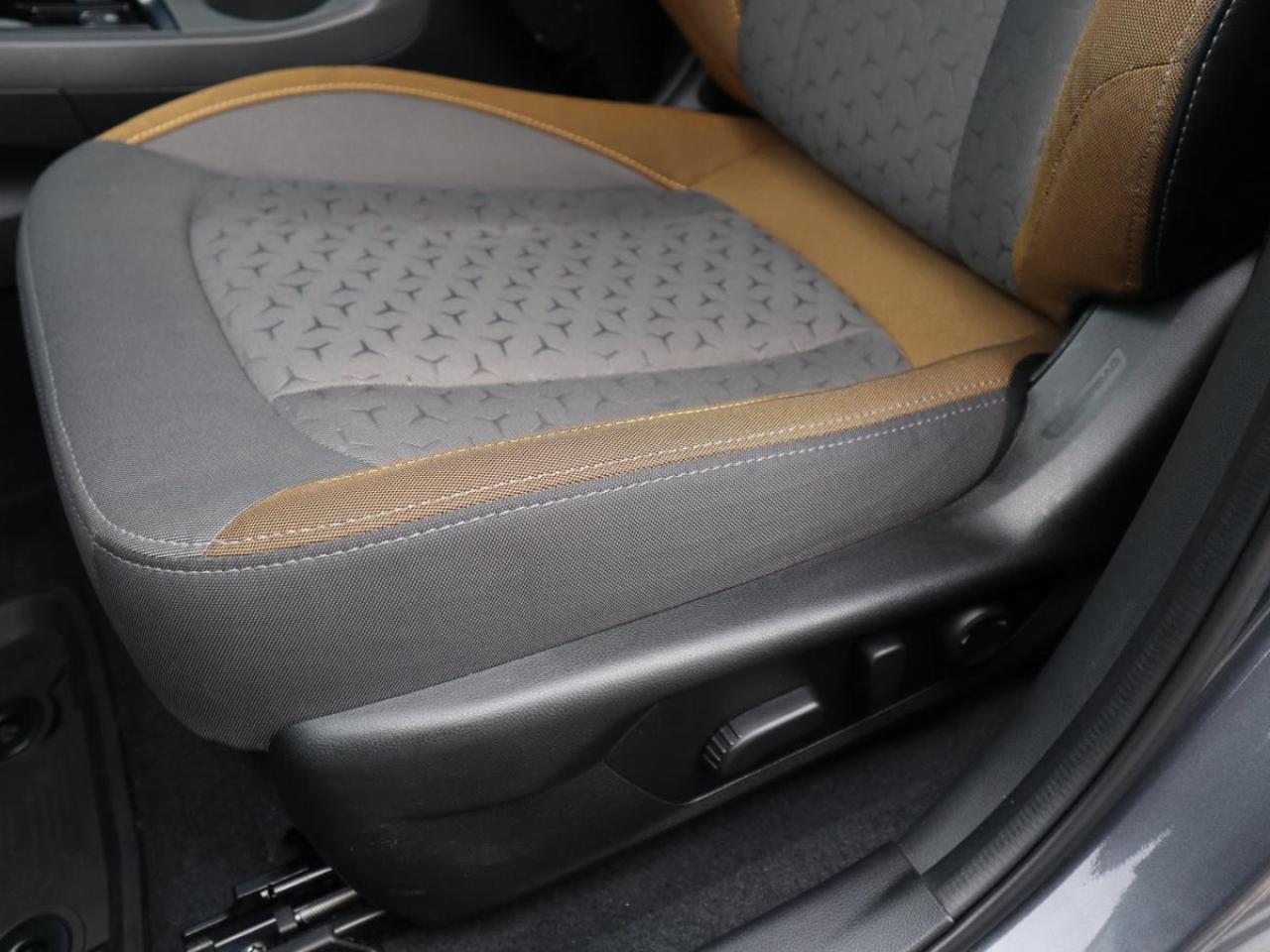 2024 Subaru Crosstrek ONYX AWD/ CARFAX CLEAN/ GREAT CONDITION/ MUST SEE Photo