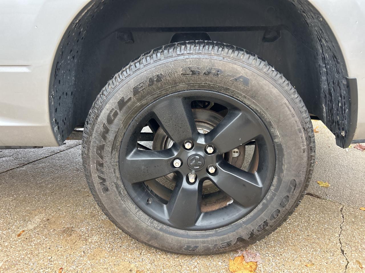 2020 RAM 1500 Classic Express Night Edition  Crew  V8 Photo