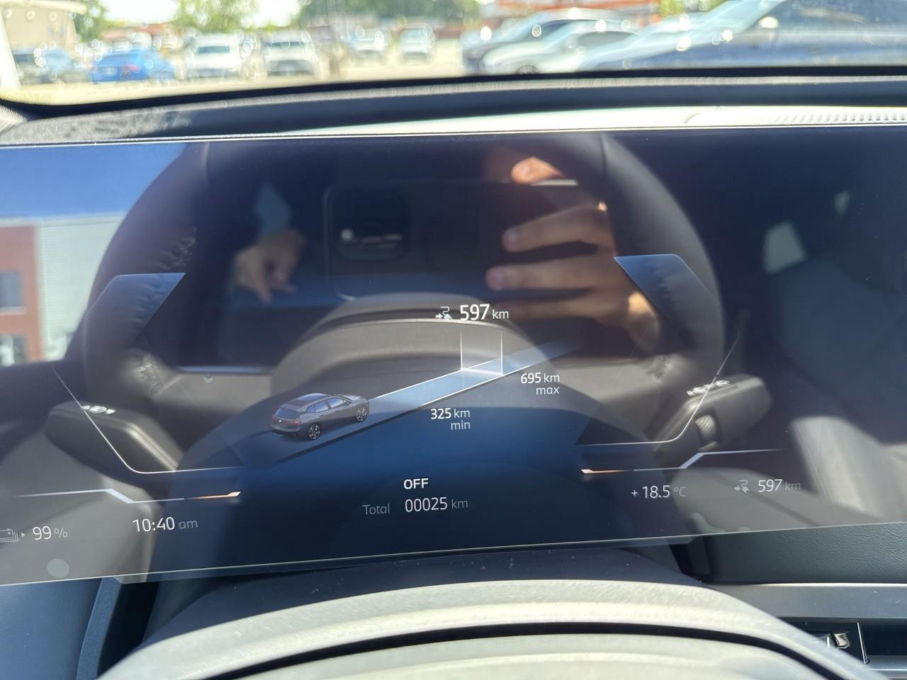 2026 BMW iX xDrive60 Photo