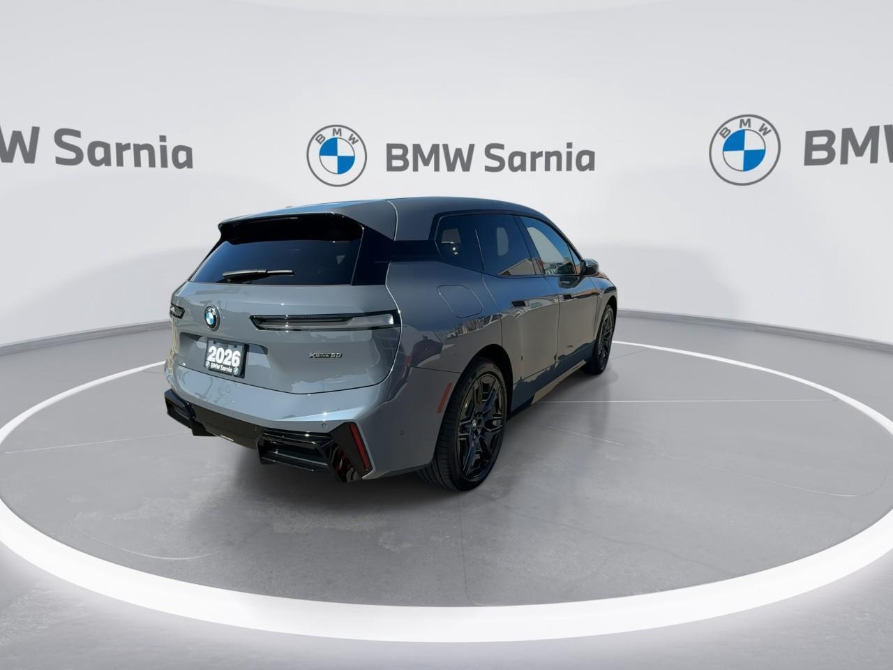 2026 BMW iX xDrive60 Photo