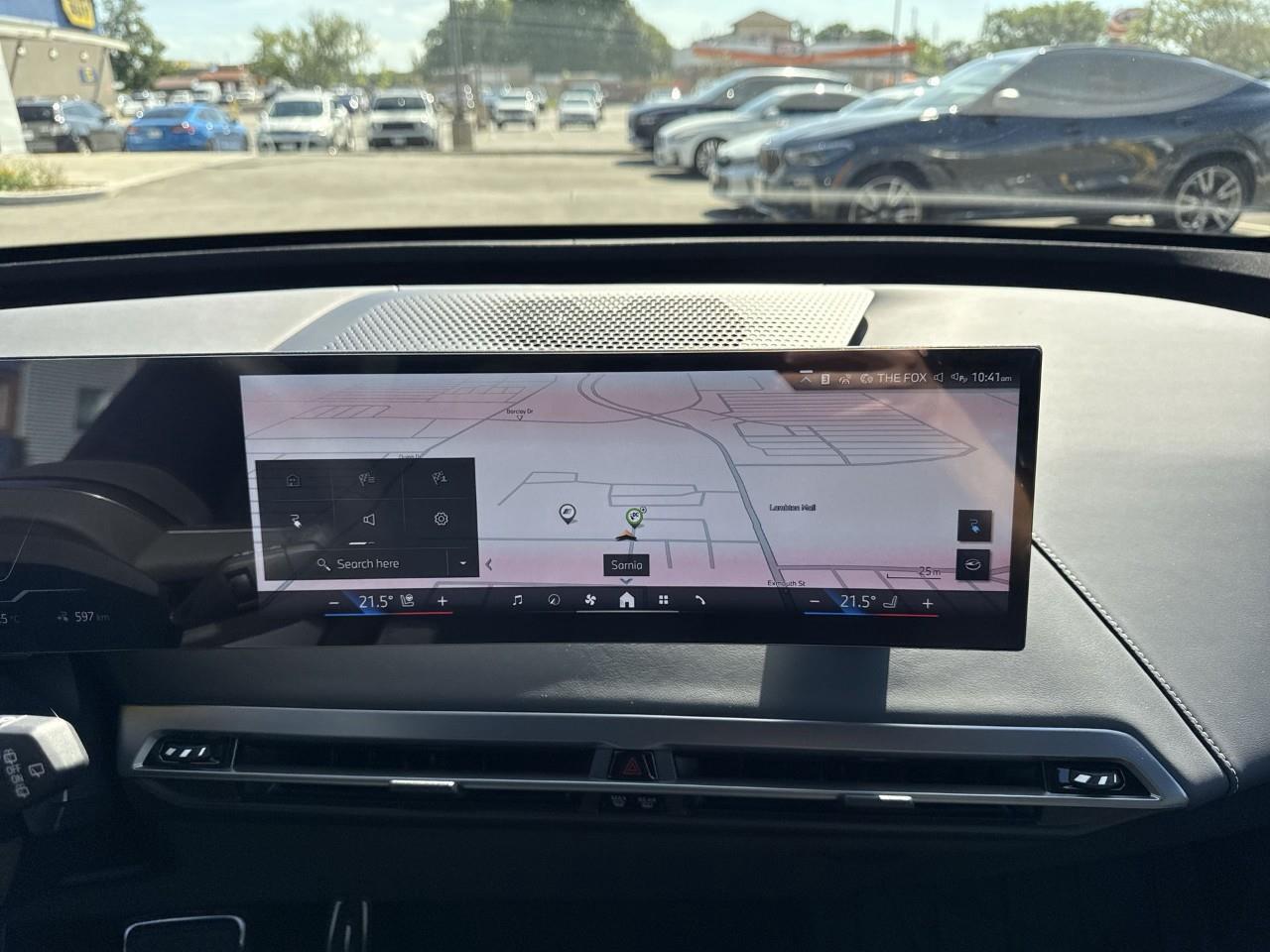 2026 BMW iX xDrive60 Photo