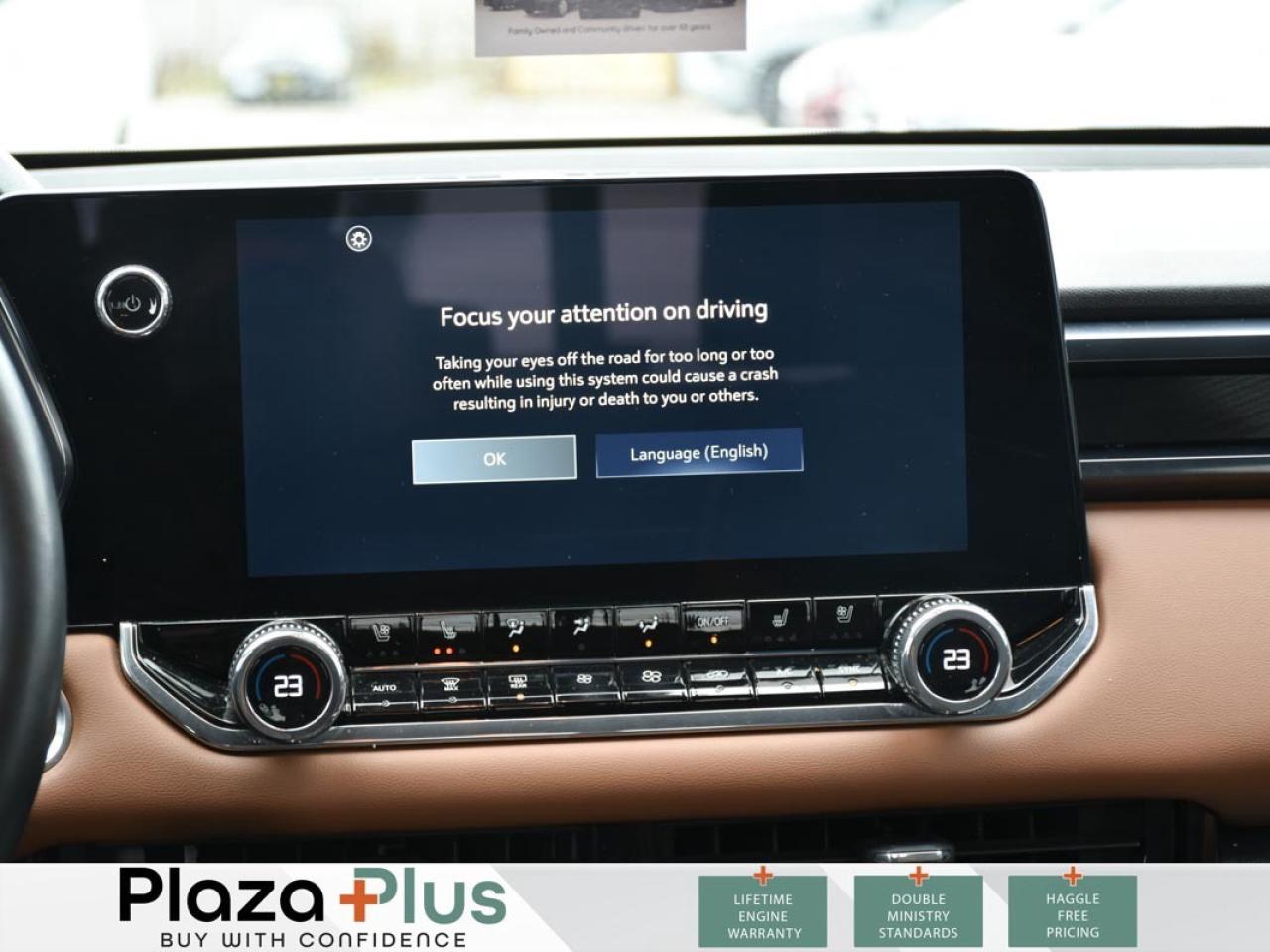 2025 GMC Canyon AT4   LOW KILOMETERS   HEADS-UP DISPLAY   FRONT HE Photo