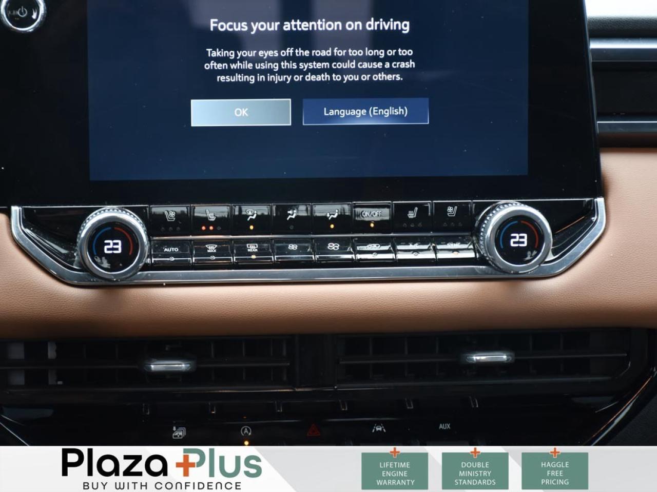 2025 GMC Canyon AT4   LOW KILOMETERS   HEADS-UP DISPLAY   FRONT HE Photo