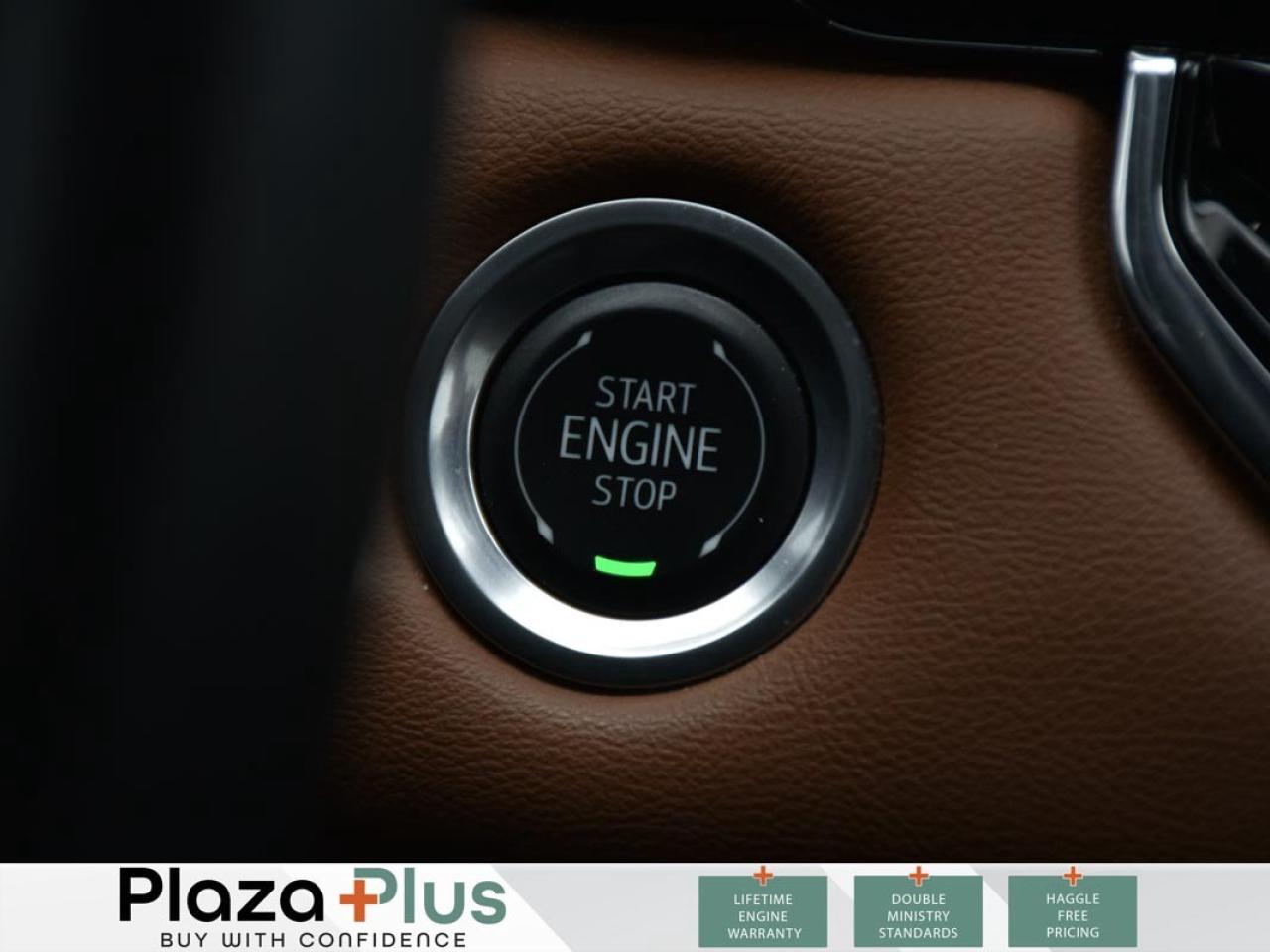 2025 GMC Canyon AT4   LOW KILOMETERS   HEADS-UP DISPLAY   FRONT HE Photo